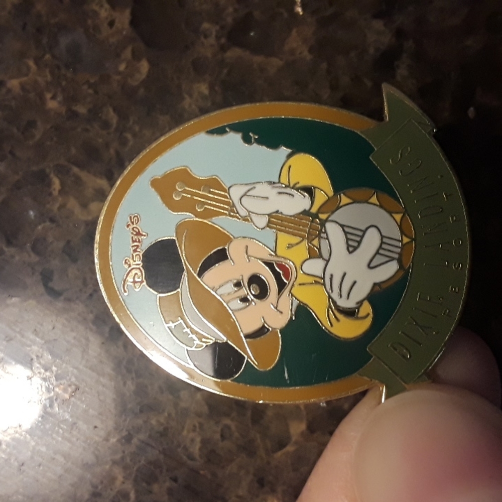 Rare Dixie Landings Resort Mickey Mouse Disney Trading Pin
